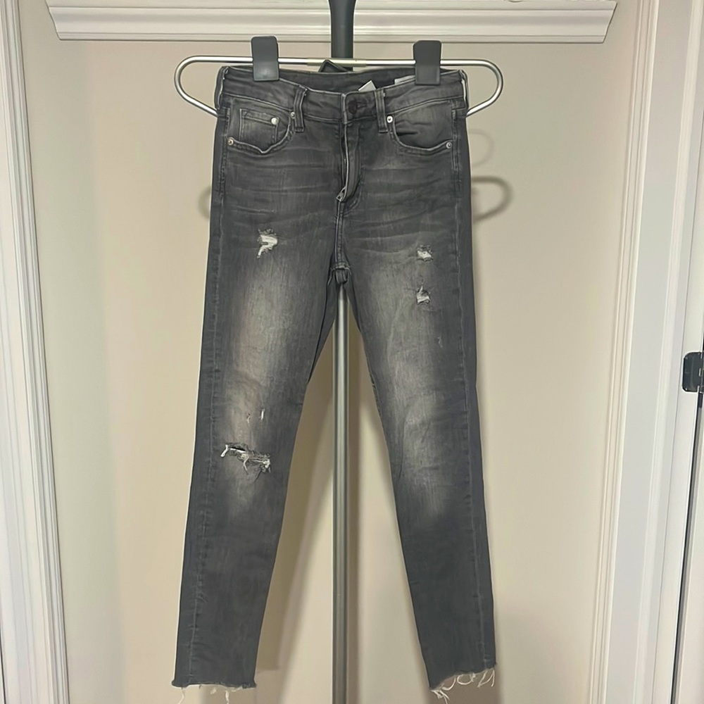 H&M Women’s Grey Jeans.  Size 27